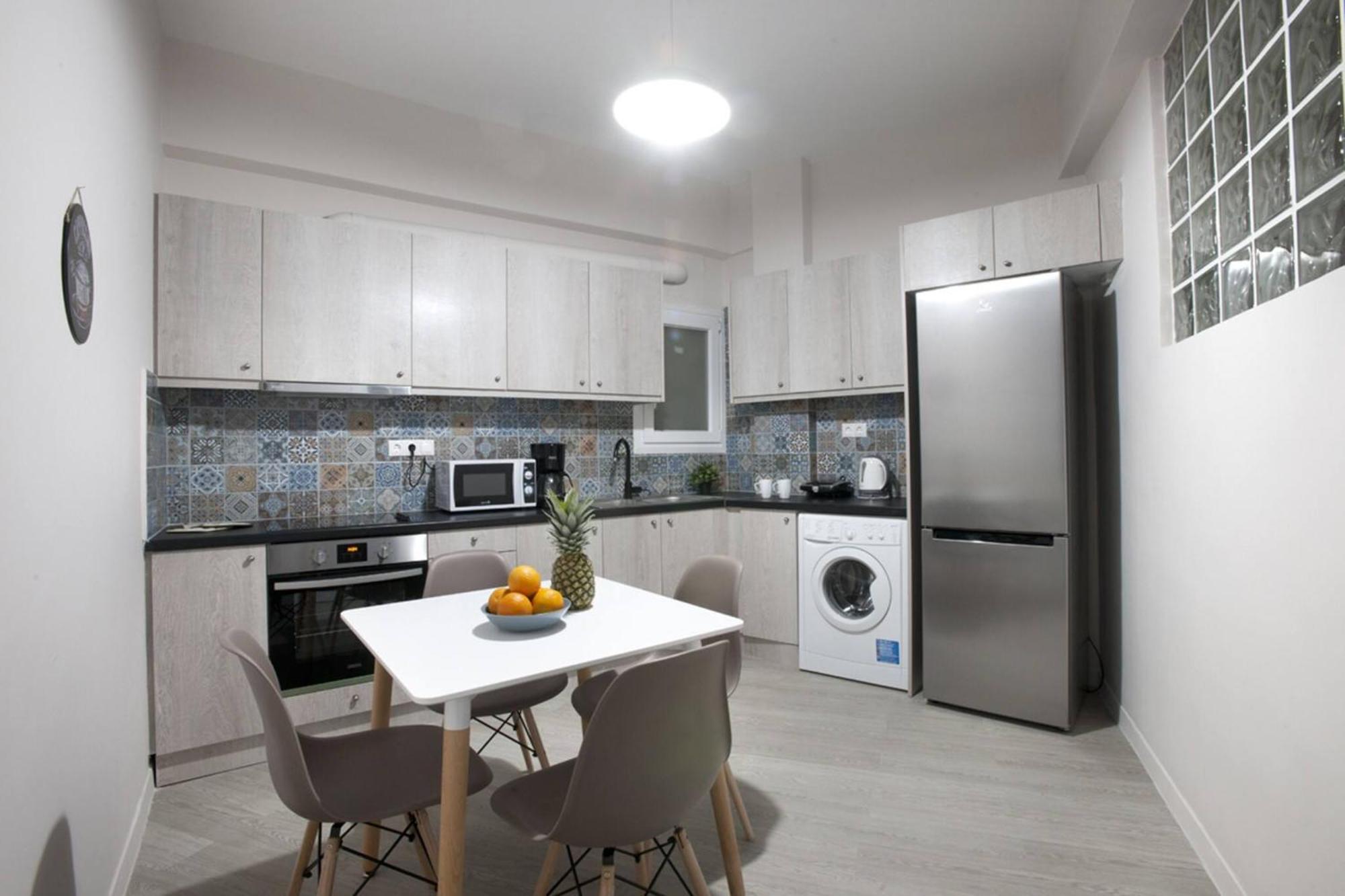 Pop Art Apartment At Koukaki أثينا المظهر الخارجي الصورة
